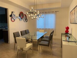 10680 Waves Way in Parkland, FL - Foto de edificio - Building Photo