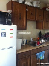 349 Pleasant St in Malden, MA - Foto de edificio - Building Photo