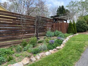 12 Twig Ln in Asheville, NC - Building Photo - Building Photo