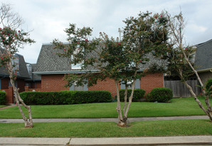 3008 Houma Blvd Apartments