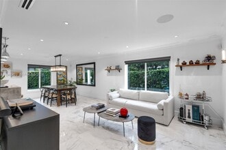 1030 Manati Ave in Coral Gables, FL - Building Photo - Building Photo