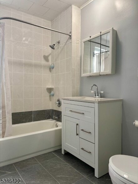 39 Wilmore Rd in Little Falls, NJ - Foto de edificio - Building Photo