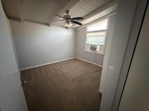 1521 S Poplar St in Ottawa, KS - Building Photo - Building Photo