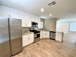 864 Blue Rosalie Pl in Henderson, NV - Building Photo - Building Photo