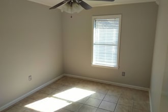 1615 Auburn Pl in Jonesboro, AR - Building Photo - Building Photo
