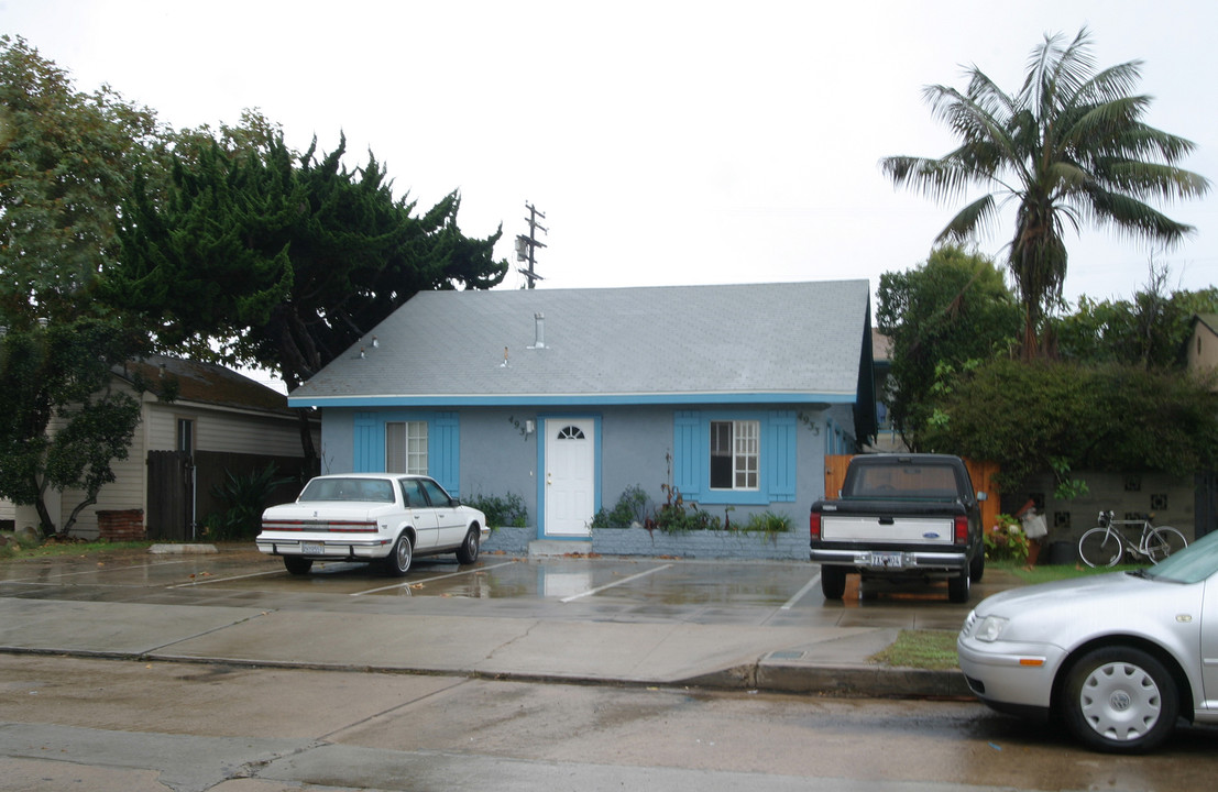 Ocean Beach 6-Plex in San Diego, CA - Foto de edificio