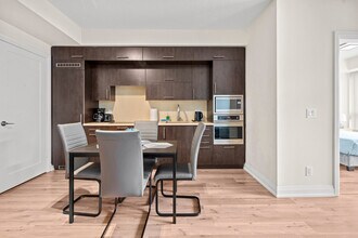 4789 Yonge St in Toronto, ON - Building Photo - Building Photo