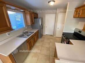 8321 W Avalon Dr in Phoenix, AZ - Building Photo - Building Photo