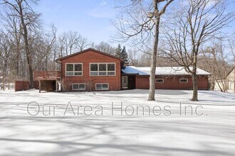 4850 McAllister Ave NE in Saint Michael, MN - Building Photo - Building Photo