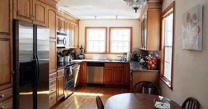 62 Rawson Rd in Brookline, MA - Building Photo - Building Photo
