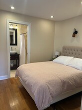 403 W Eugenie St, Unit 3 in Chicago, IL - Building Photo - Building Photo