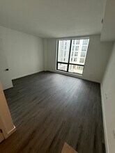 36 NW 32nd St, Unit B02 in Miami, FL - Building Photo - Building Photo