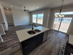 4212 Ola Vis Ave in Ammon, ID - Building Photo - Building Photo