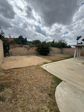 15151 Blackthorne Dr in Fontana, CA - Building Photo - Building Photo