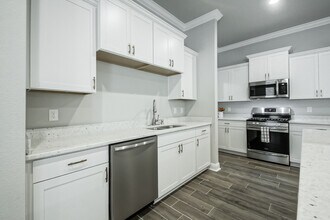 10921 Maitland Ave in Baton Rouge, LA - Foto de edificio - Building Photo