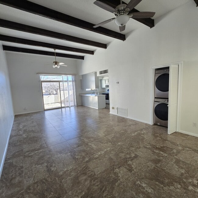 1305 Rio Rancho Blvd SE in Rio Rancho, NM - Building Photo - Building Photo