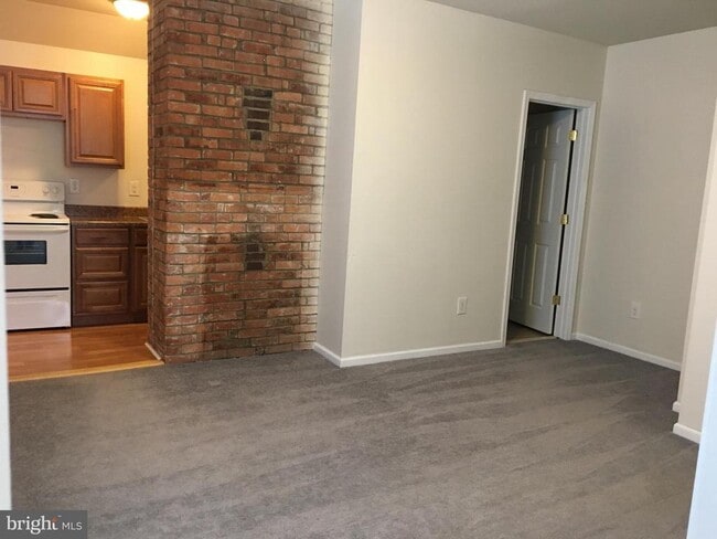 property at 510 N Kent St