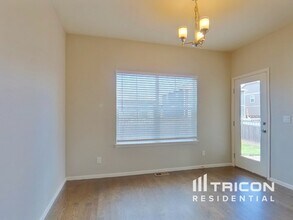6354 N Genoa Way in Aurora, CO - Building Photo - Building Photo