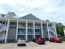5870 Longwood Dr in Murrells Inlet, SC - Building Photo