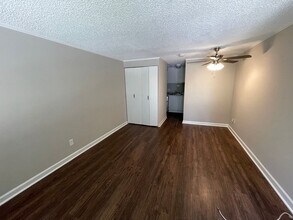 6815 Waters Ave in Savannah, GA - Building Photo - Building Photo