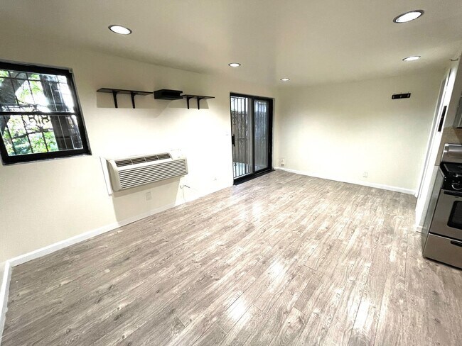513 Monroe St-Unit -2 in Hoboken, NJ - Building Photo - Building Photo