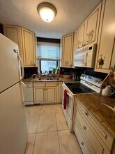 1427 Commonwealth Ave in Boston, MA - Building Photo - Building Photo