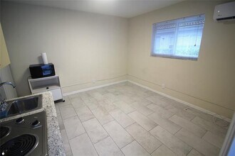 4440 Bougainvilla Dr in Lauderdale-by-the-Sea, FL - Building Photo - Building Photo