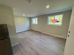 329 Albany St in Thunder Bay, ON - Building Photo - Building Photo
