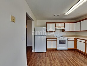 1202 Larzelere Ln in La Vergne, TN - Building Photo - Building Photo