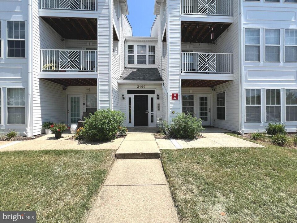 2400 Autumn Harvest Ct in Odenton, MD - Building Photo
