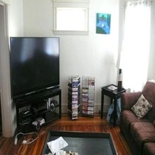 207 Summer St in Somerville, MA - Foto de edificio - Interior Photo