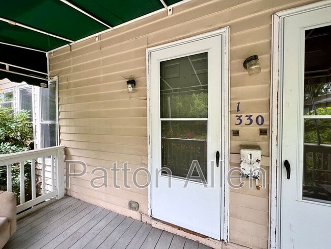 330 Hillside St in Asheville, NC - Building Photo - Building Photo