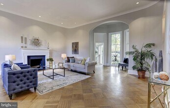 3306 R St NW in Washington, DC - Building Photo - Building Photo