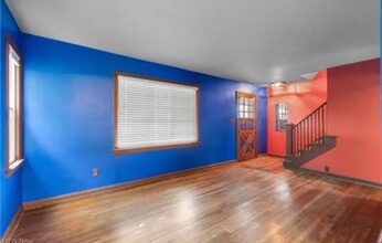 293 Robinson Ave in Barberton, OH - Building Photo - Building Photo