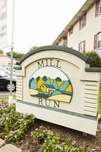 Mill Run Apartments in Emmaus, PA - Foto de edificio - Building Photo