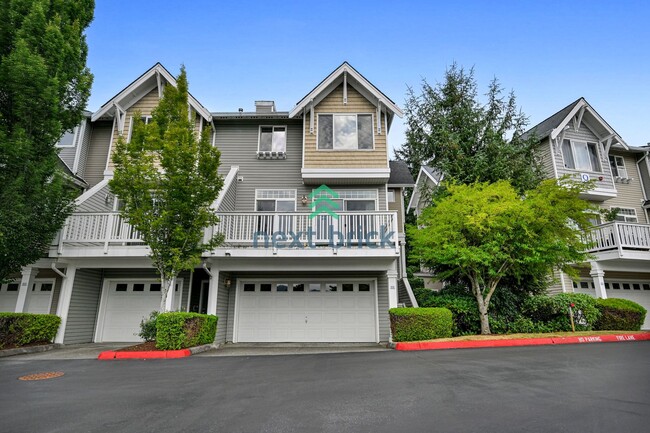 23120 SE Black Nugget Rd in Issaquah, WA - Building Photo - Building Photo