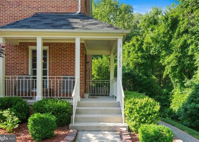 12153 Abbey Glen Ct in Woodbridge, VA - Building Photo - Building Photo