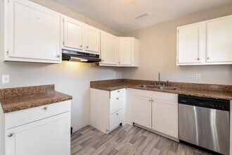 207 Polly Reed Rd NE in Center Point, AL - Building Photo - Building Photo