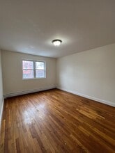 4385 Wickham Ave in Bronx, NY - Foto de edificio - Building Photo