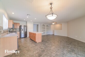9949 E Rocky Wash Dr in Tucson, AZ - Building Photo - Building Photo