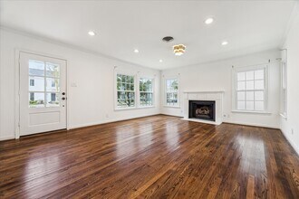 2820 Rice Boulevard in Houston, TX - Building Photo - Building Photo