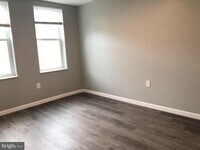 5546 Walton Ave photo'