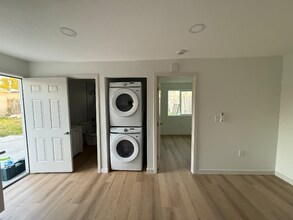 220 E 21st St in San Bernardino, CA - Building Photo - Building Photo