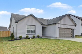 199 Donegal Dr in Clarksville, TN - Building Photo - Building Photo