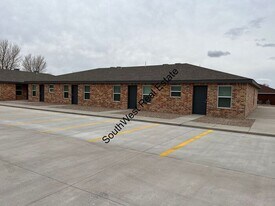 1509 W Llano Estacado Blvd in Clovis, NM - Building Photo