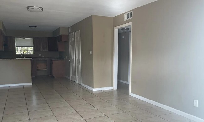 property at 1502 Oleander