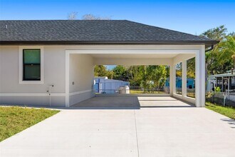 118 Ruby Ave N in Nokomis, FL - Building Photo - Building Photo