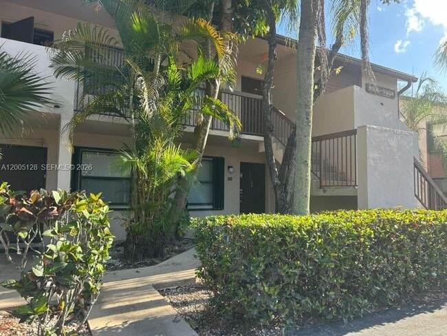 9926 Nob Hill Ct in Sunrise, FL - Building Photo - Building Photo