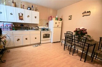 307 S 6th St, Unit 2 in Reading, PA - Building Photo - Building Photo