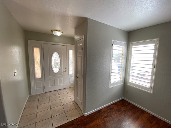8009 Festivity Cir in Las Vegas, NV - Building Photo - Building Photo